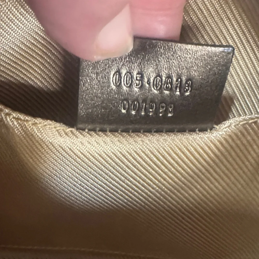 Gucci Gold GG Metallic Gold Half Moon Hobo Shoulder bag aka pouchette - Picture 10 of 12